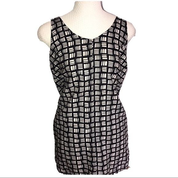 Old Navy Black & White Geometric Print Sleeveless Dress – Size Medium - Picture 1 of 8